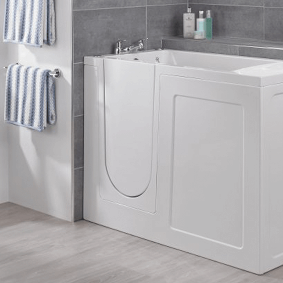 Walk-in white bath